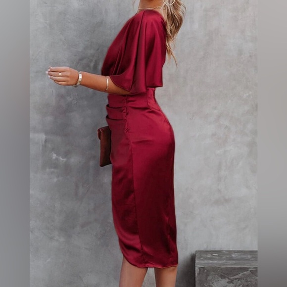 CUPSHE Women's Satin Dress Backless One Shoulder Short Sleeves Midi Sz Small - Picture 5 of 12